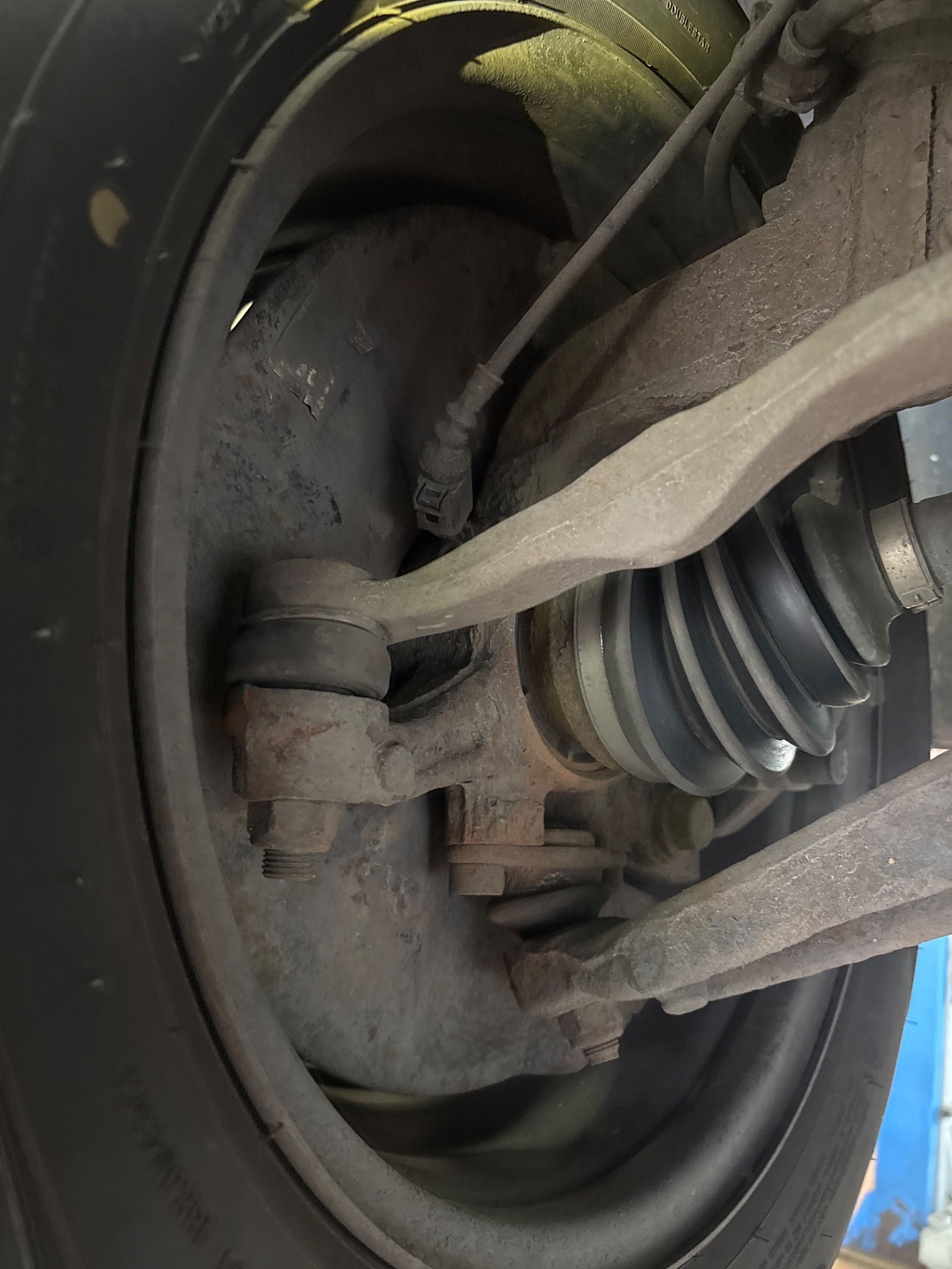 Drążek i końcówka - lewa - VW TRANSPORTER T5 Furgon