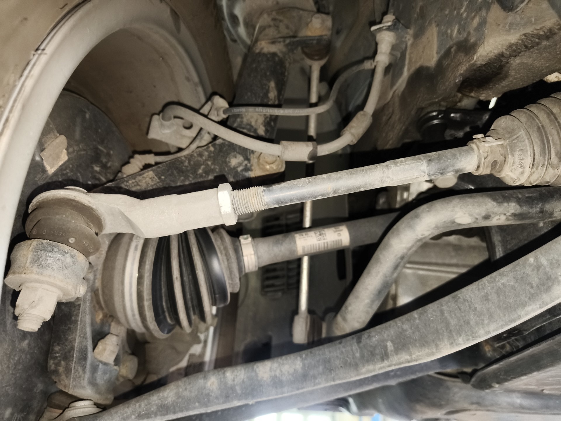 Drążek i końcówka - lewa - FORD TOURNEO CONNECT / GRAND TOURNEO CONNECT V761 nadwozie wielko