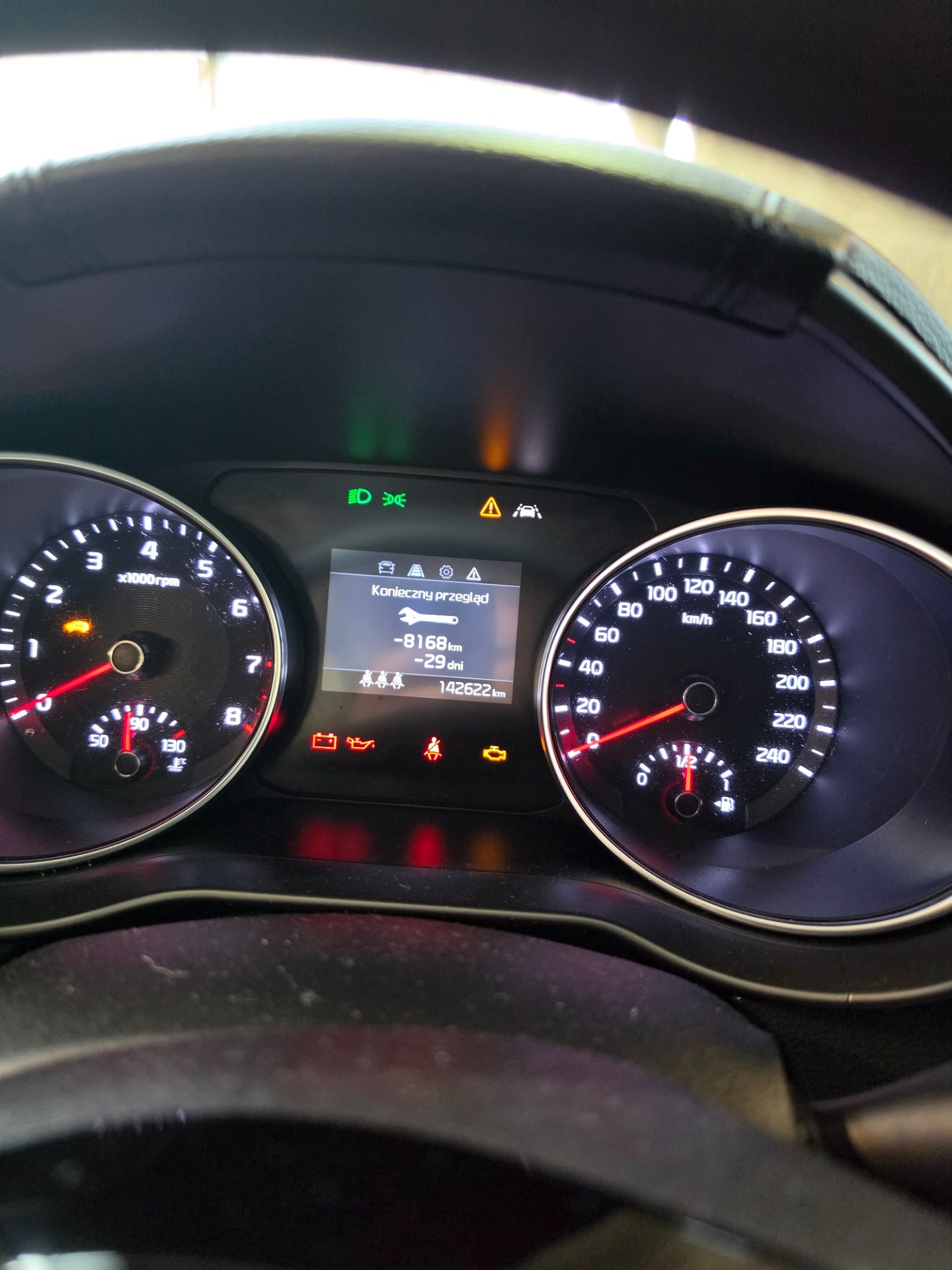 Komunikaty na desce rozdzielczej - KIA CEED