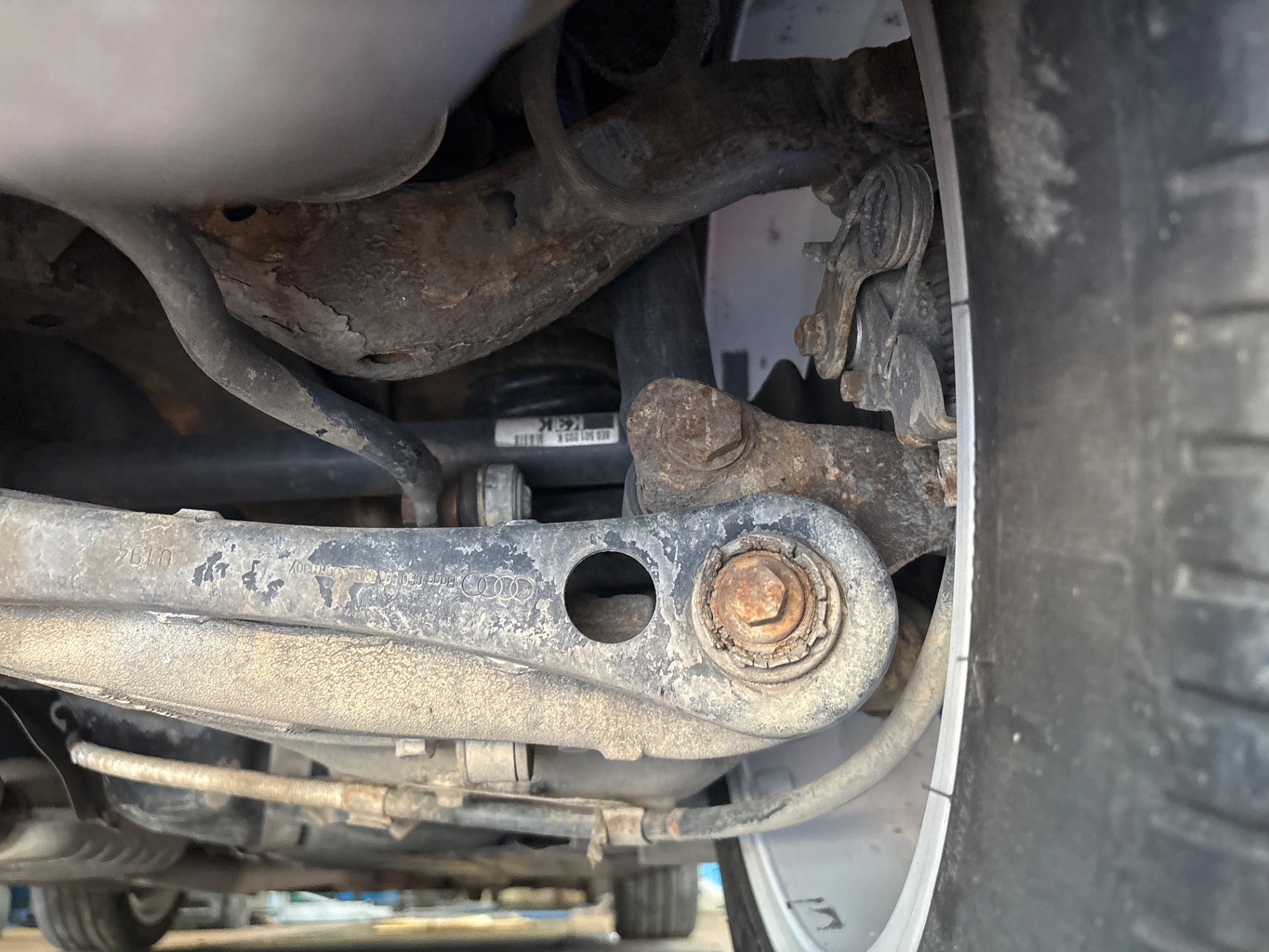 Odboje i osłony z tyłu - AUDI A4 B6 Avant