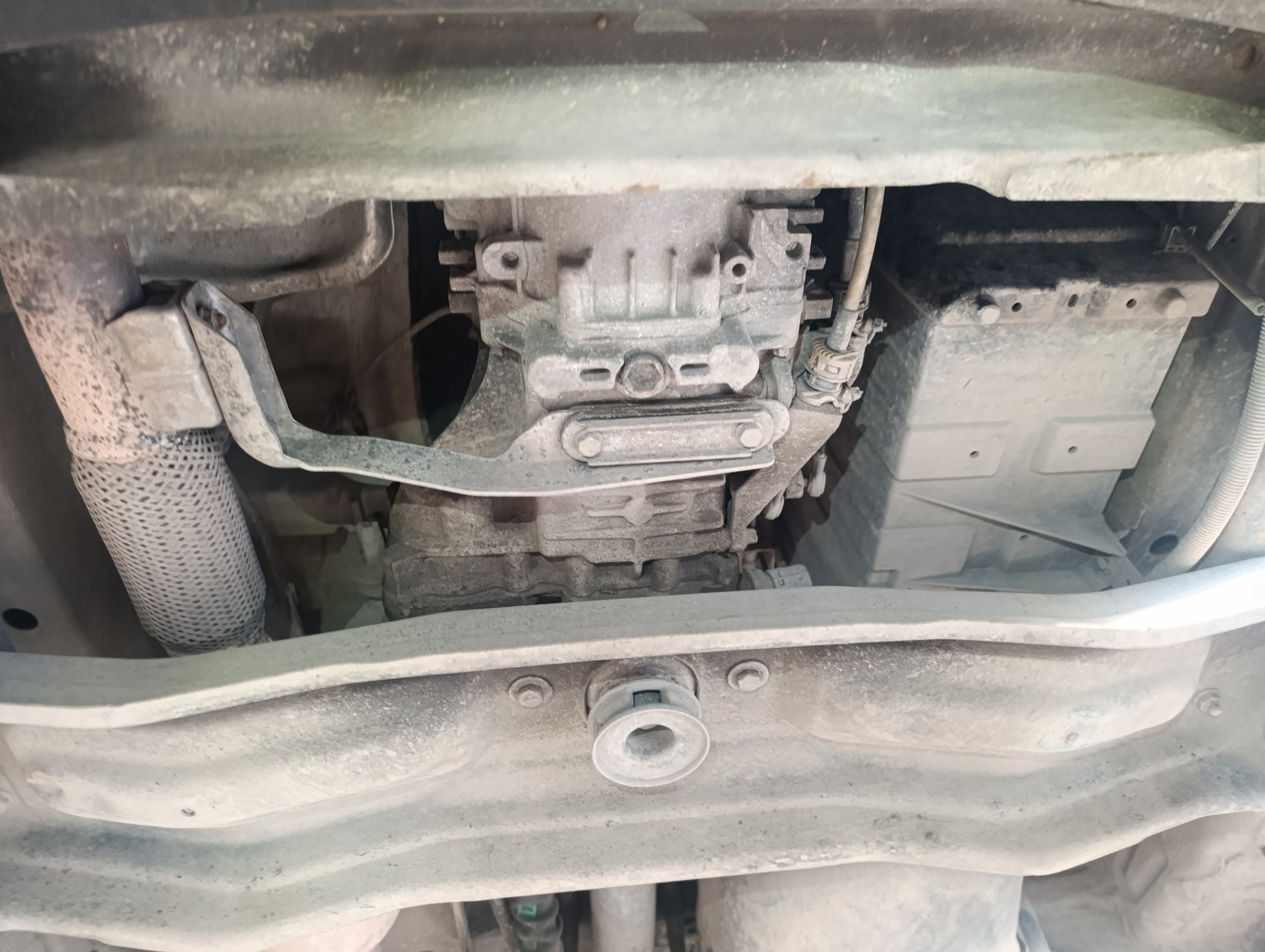 Skrzynia biegów - MERCEDES-BENZ SPRINTER 3,5-t Platforma / podwozie