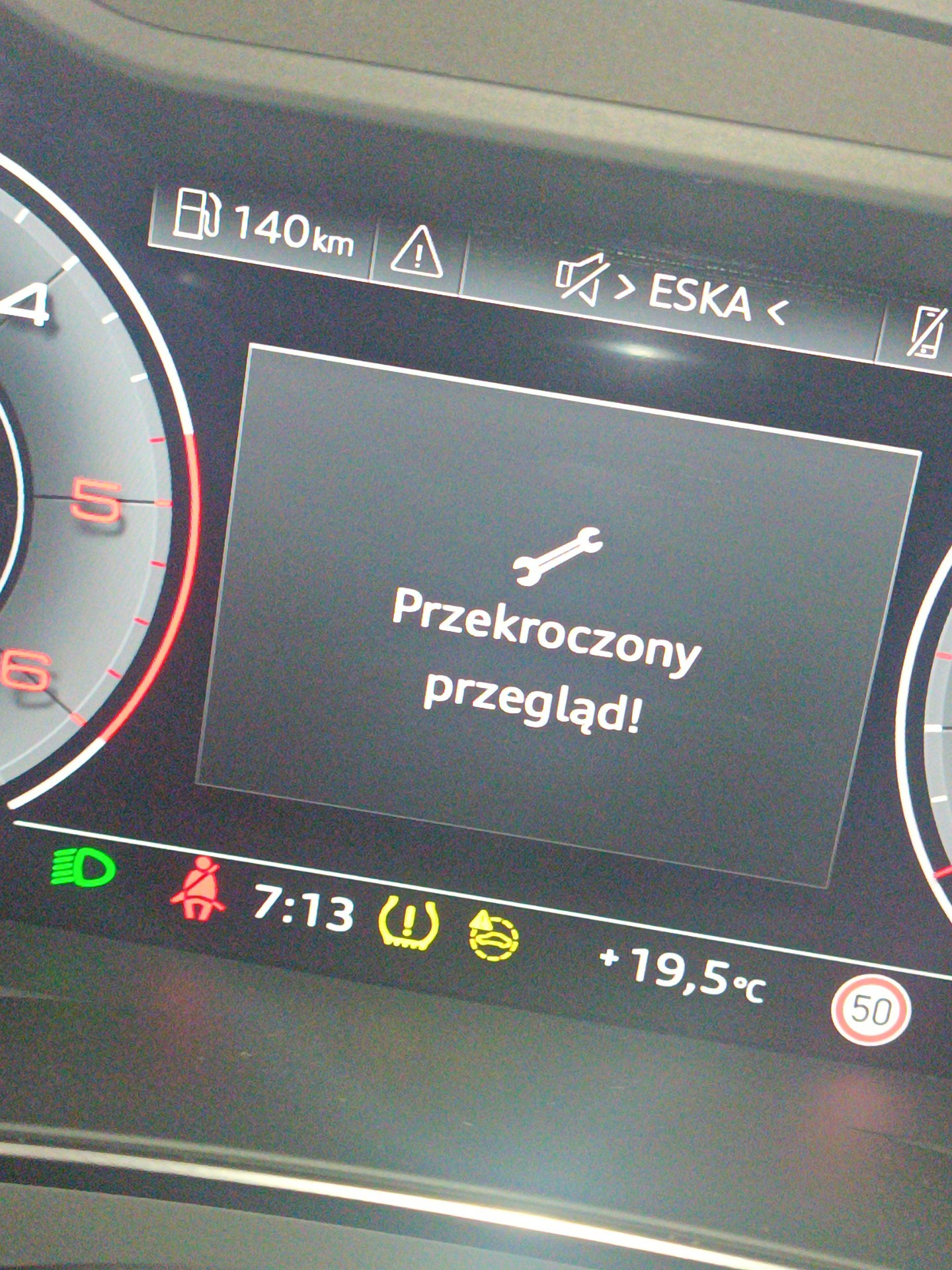 Wskazania deski rozdzielczej - AUDI A6 C8 Avant