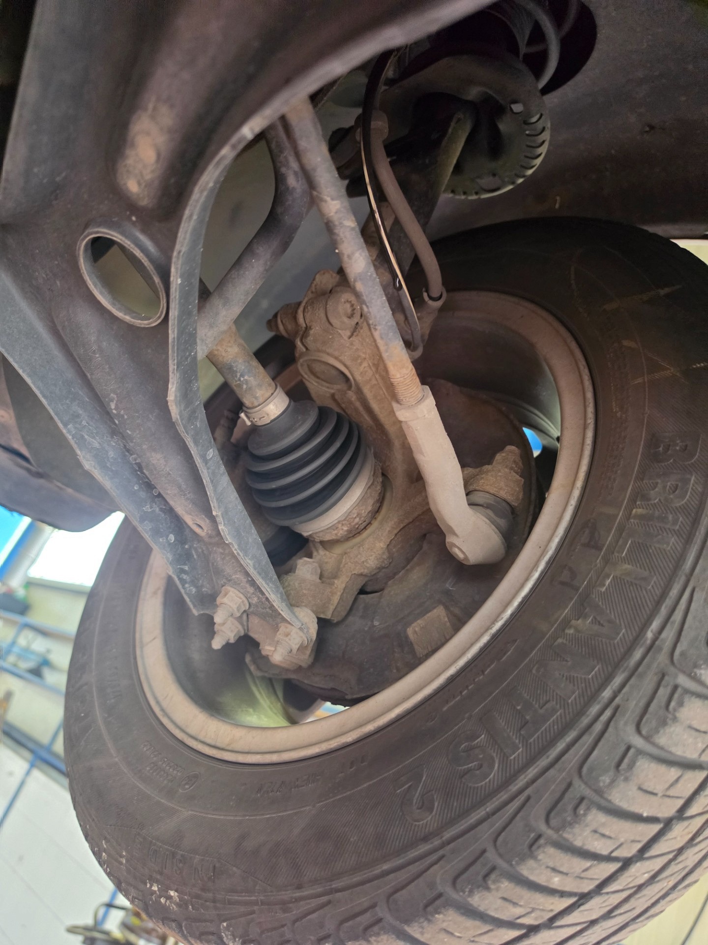 Przednie zawieszenie - VW UP!