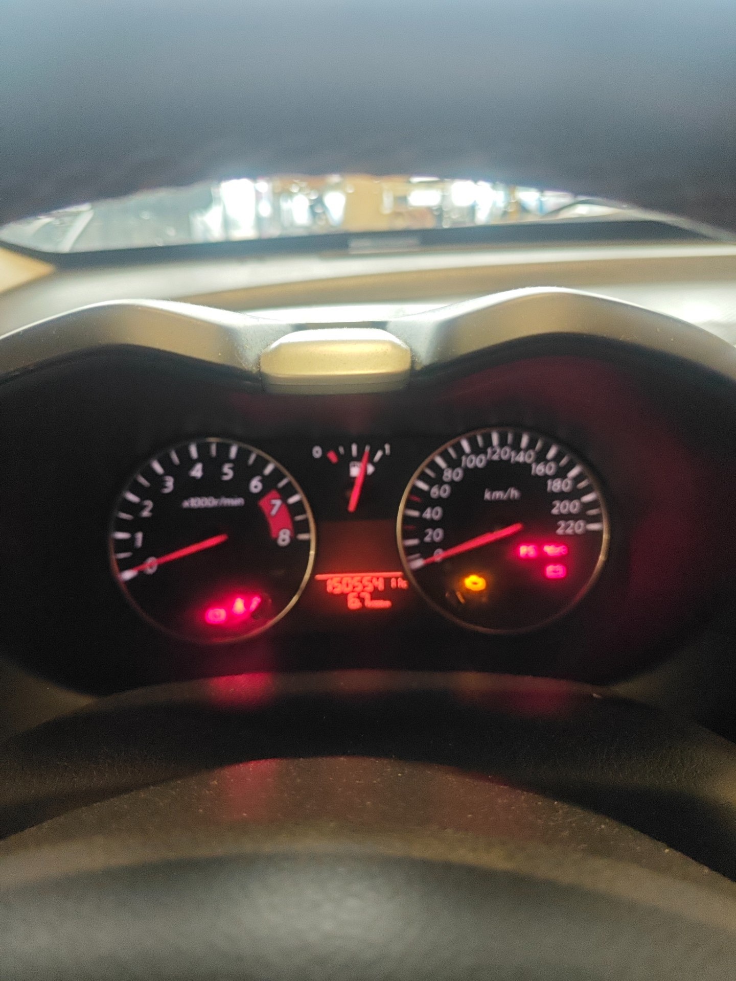 Komunikaty na desce rozdzielczej - NISSAN NOTE