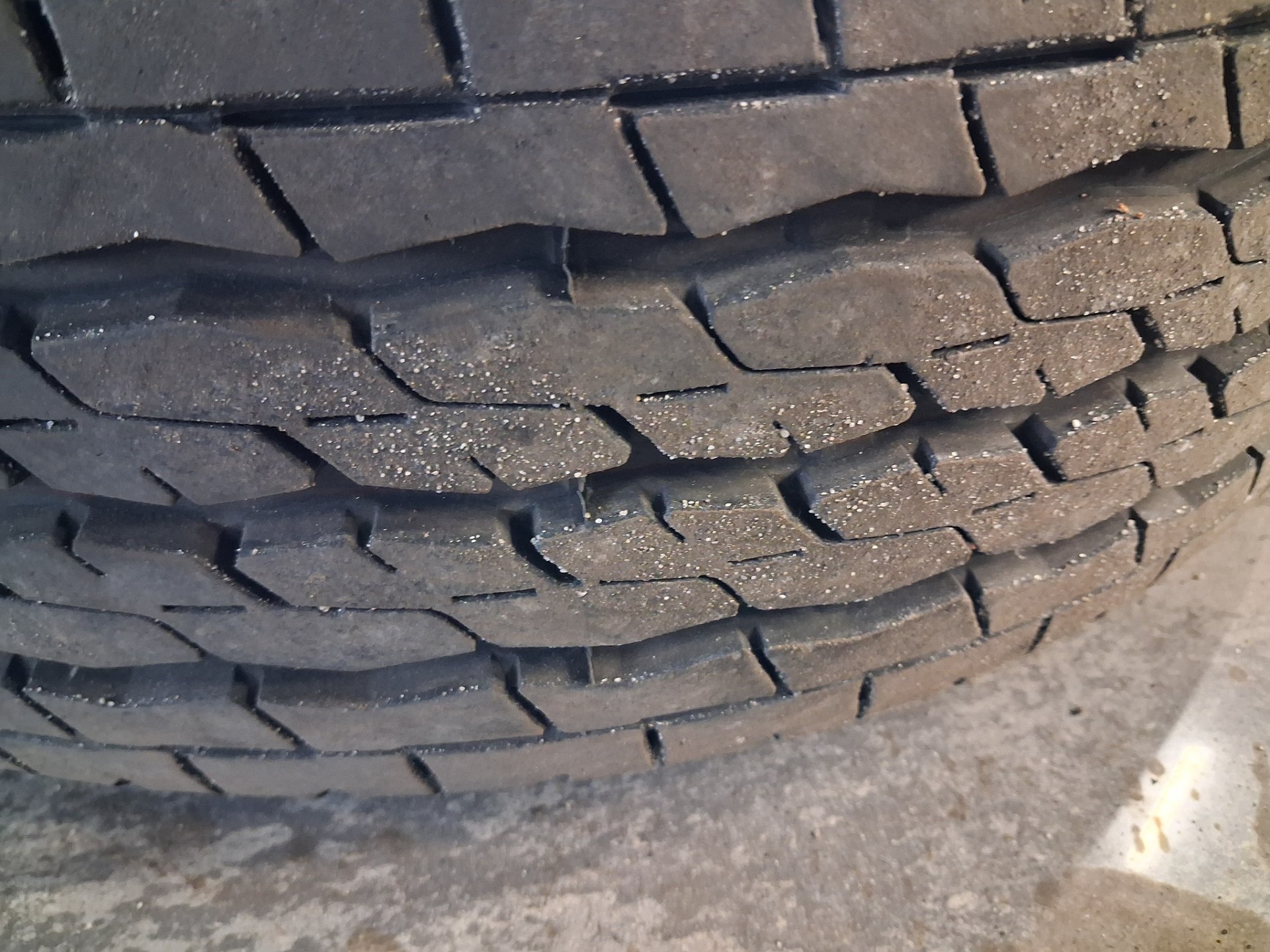 Opony - MERCEDES-BENZ VITO Furgon