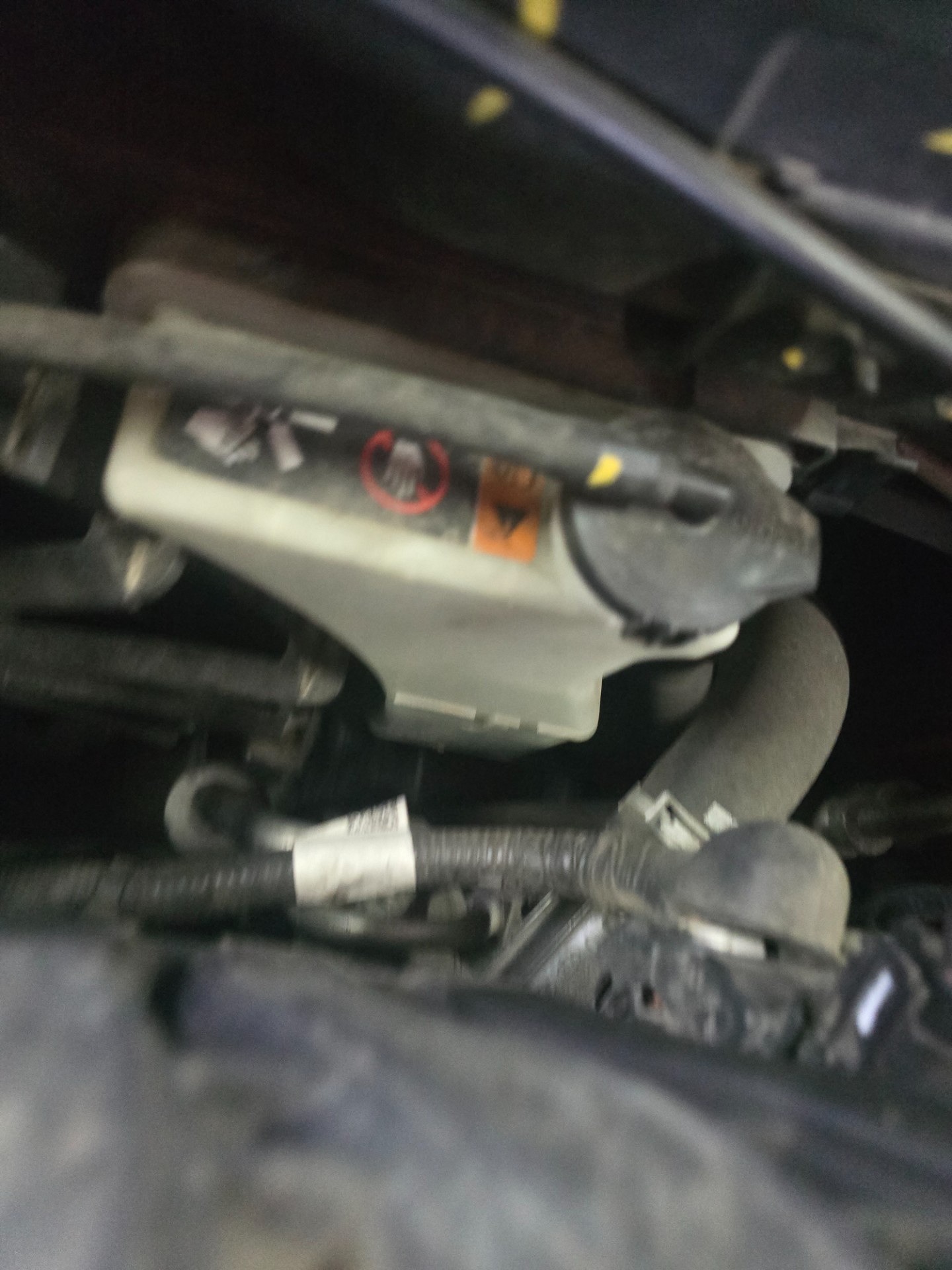 Poziom płynu chłodniczego - HYUNDAI i20 III