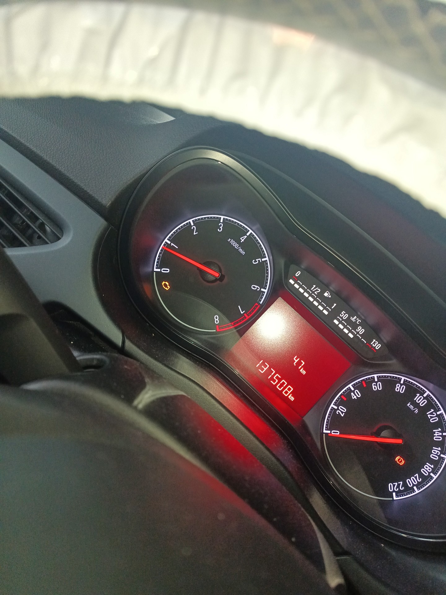 Wskazania deski rozdzielczej - OPEL CORSA E