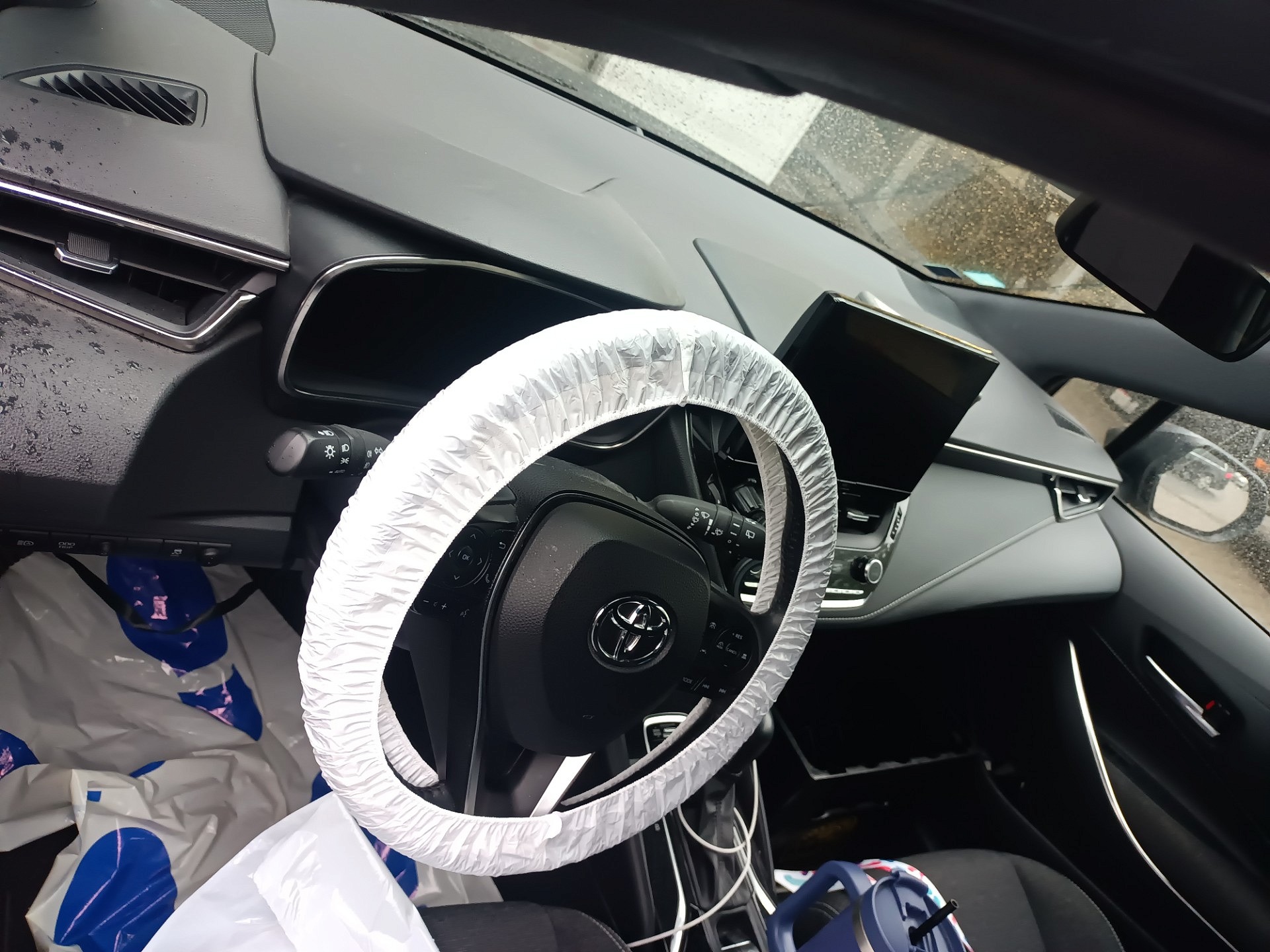 Wnętrze - TOYOTA COROLLA Kombi