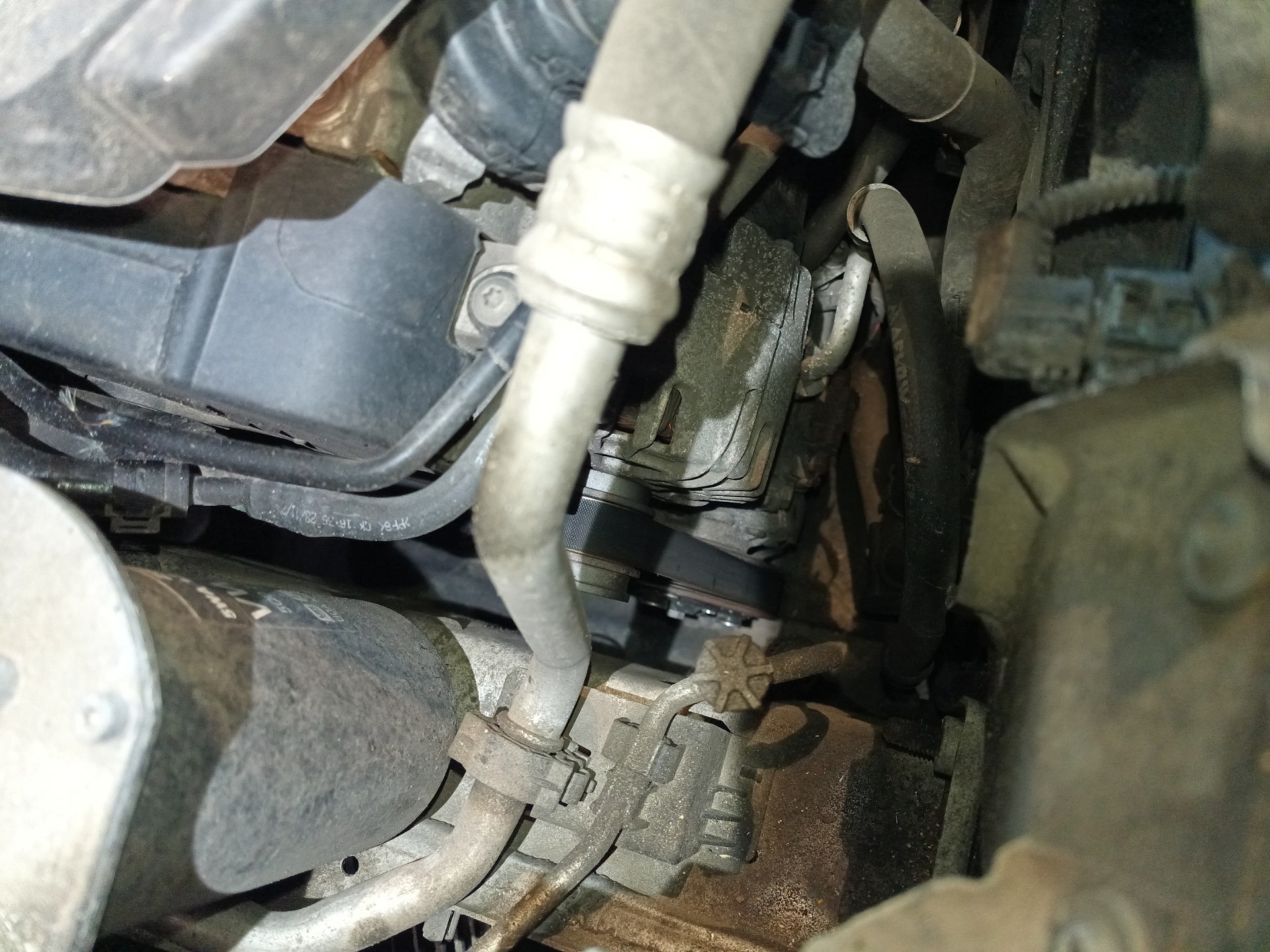 Kontrola szczelności - VW CADDY V nadwozie wielkoprzestrzenne